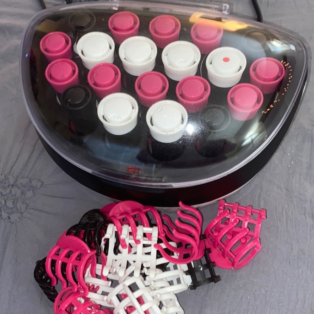 Remington 20 Piece Velvet Hot Rollers & Clips